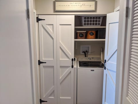 Condo, Multiple Beds, Balcony, Ocean View | Laundry