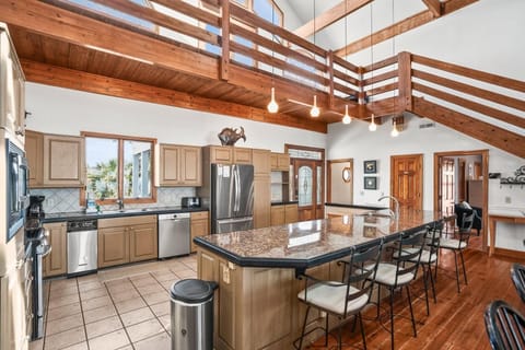 House, Multiple Beds, Balcony, Ocean View (452 Tarpon Blvd-Sandy Toes) | Private kitchen | Coffee/tea maker