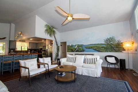 House, Multiple Beds, Kitchen, Ocean View | Interior