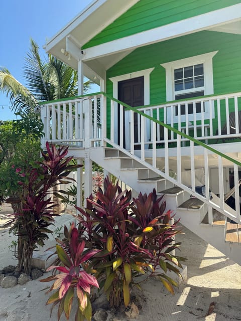 Green Cabana