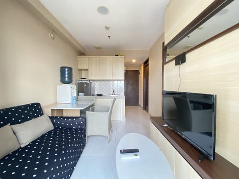 Room | Living area | TV