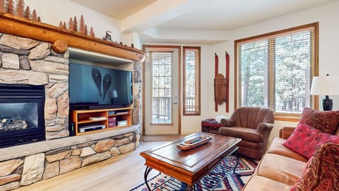 Condo, 2 Bedrooms | Living area | Smart TV, fireplace, DVD player