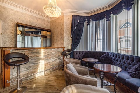 Cottage | Interior