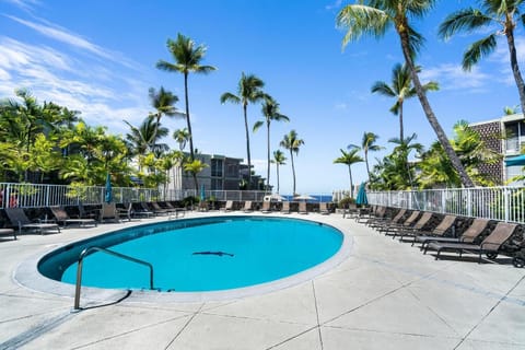 Condo, Multiple Beds (Alii Villas#127 Remodeled, AC & Ocean) | Pool