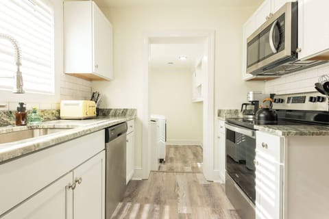 Fully equipped kitchen!