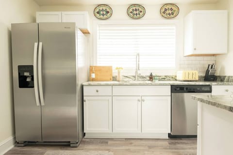 Fully equipped kitchen!