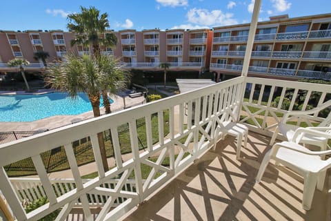 Condo (1 Bedroom) | Property amenity