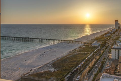 Sweeping gulf views from the balcony!