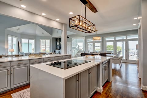 P6922066_67_68_69_70_71_72