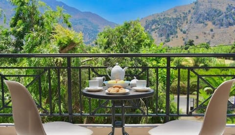Exclusive Double or Twin Room, 1 Bedroom, Non Smoking, Mountain View | Terrace/patio