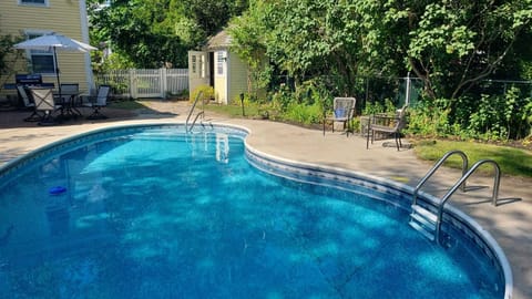 Heated pool that is open seasonally for guest use - pool toys included!