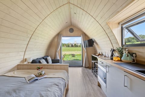 Open plan living with views over farm land to Wells Cathedral - The Nave, Cathedral View