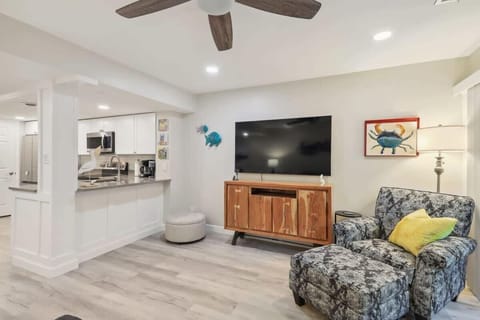 Spacious Updated Living Area