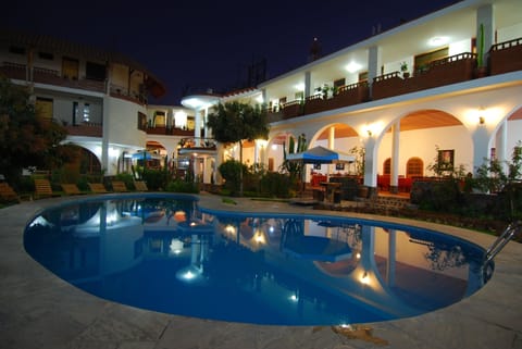 Outdoor pool, pool umbrellas