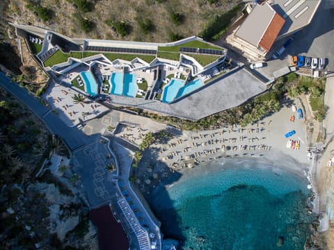 House | 4 bedrooms, laptop workspace, WiFi