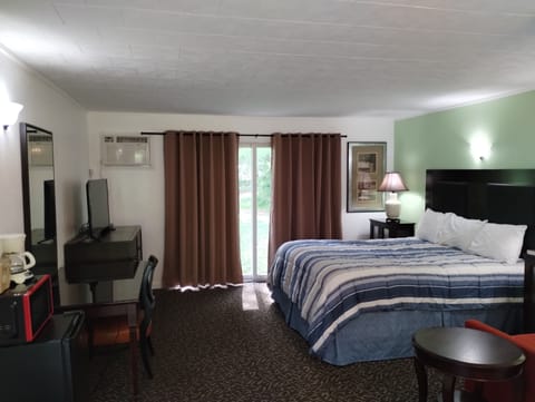 Superior Single Room | Desk, free WiFi, bed sheets