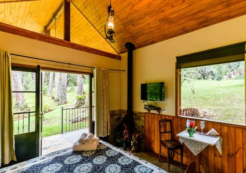 Exclusive Cabin | Individually decorated, individually furnished, laptop workspace
