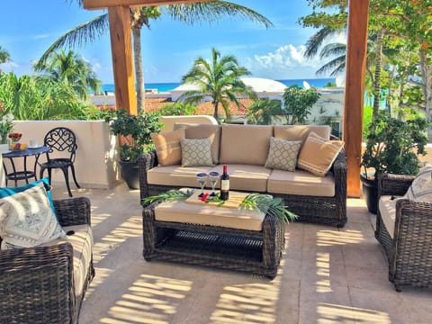 ocean view villa, steps from the beach
