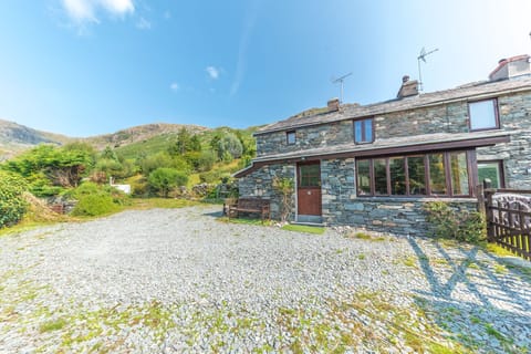 Slater Bob's Mountain Cottage in Coppermines Valley Lake District