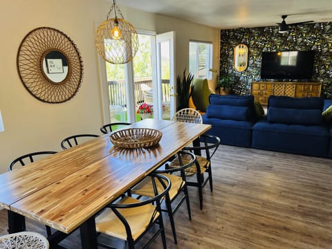 Upper house living/dining area.