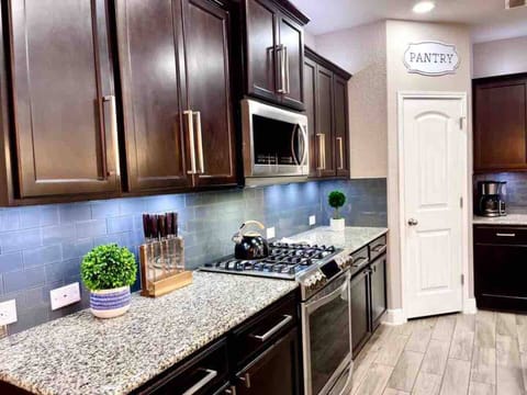 FULLY equipped kitchen with all essentials!
Toaster, Griddle, Utensils, A TON of plates and cups, and Much Much more