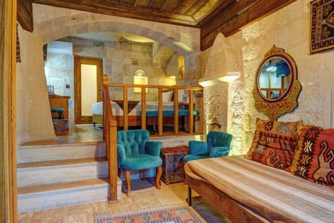 Deluxe Double Room | Premium bedding, in-room safe, soundproofing, iron/ironing board
