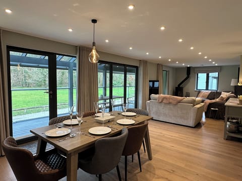 Cottage | Interior