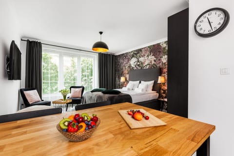 Deluxe Studio Suite | Living area