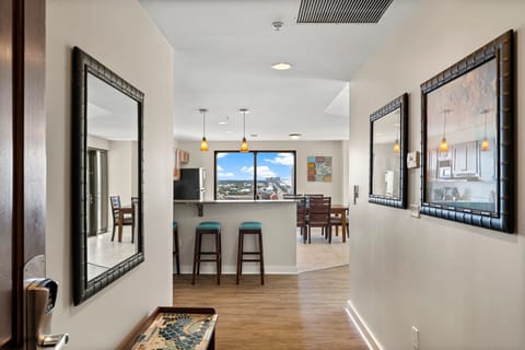 2-web-or-mls-15100-front-beach-rd-13331335