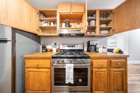 Fully equipped kitchen with coffee.