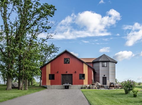 NEW construction completed…May, 2022
Lofty Expecta-INNs.