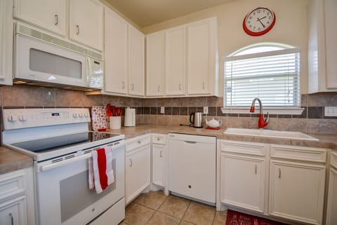 Kuerig and Standard coffee maker