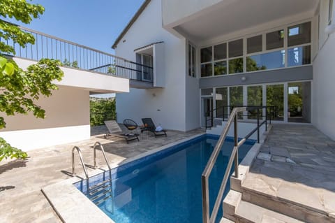 Villa (Five bedroom villa with swimming pool) | Pool