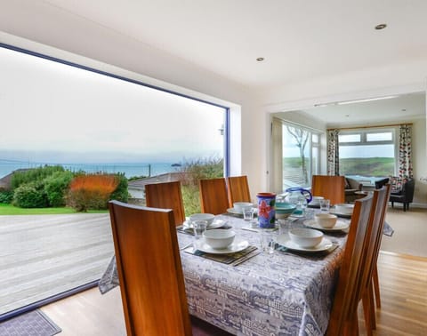 Fridge, dishwasher, cookware/dishes/utensils