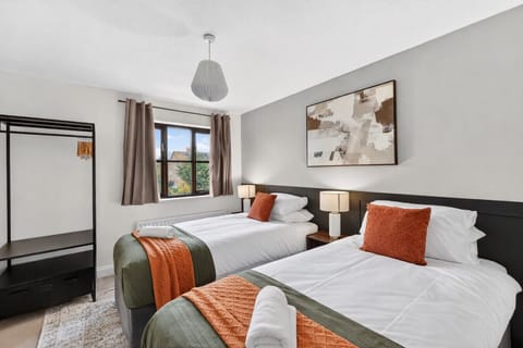 Bedroom one features a zip and link bed set up as two single beds by default or can be zipped together as a king size bed upon request. Fresh linen and towels are provided.
