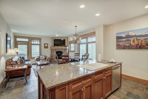 Flooring, Indoors, Room, Hardwood, Home Decor