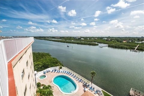 Pool and Hot Tub with View