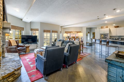 Living Room - Summer