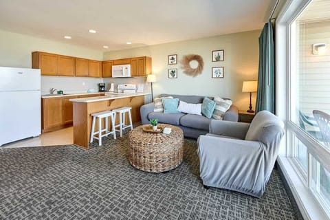 Make this ocean view suite your home away from home