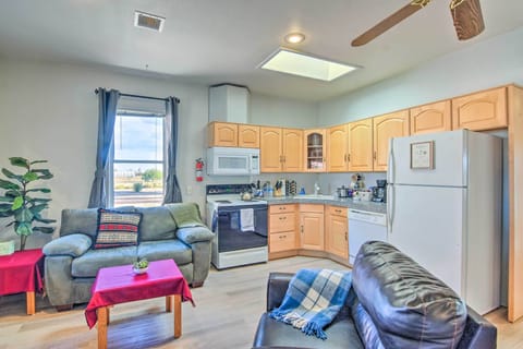 Eloy Vacation Rental | 2BR | 1.5BA | 770 Sq Ft | Step-Free Access