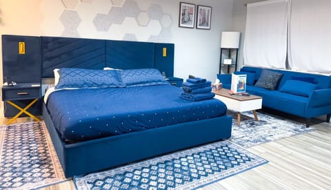 New King Bed (added Jan 2025)