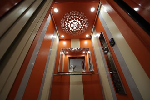 Elevator
