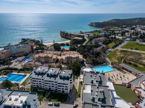 Swimming Pool, Resort, Apartment, Condominium, Hotel, Resort Town, Thermae, Hacienda, Leisure Centre