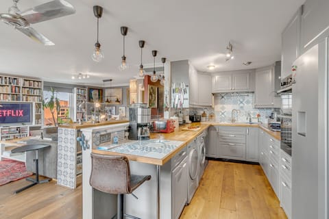 There is also a fully equipped kitchen with all appliances like a full-size freezer and fridge, electric stove, oven, microwave, sink, coffeemaker, dishwasher as well as a washer and separate dryer.
Here you will also find all the necessary pots, pans, dishware and cooking ware and all utensils and cooking tools for all your needs.
If you enjoy cooking this kitchen will surp...