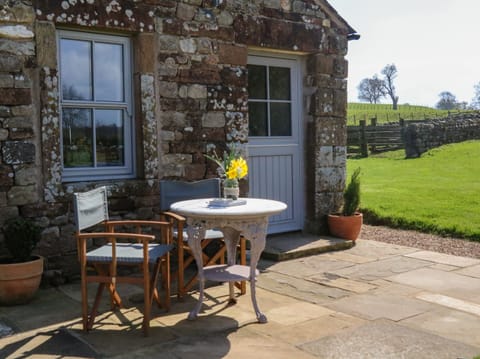 Cottage | Outdoor dining