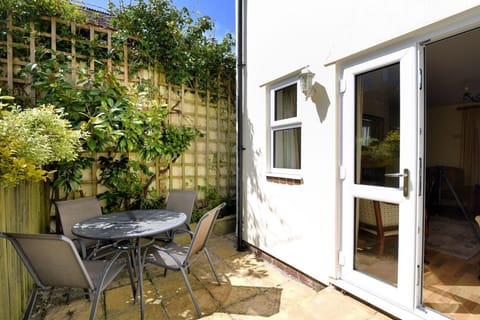 Cottage | Balcony