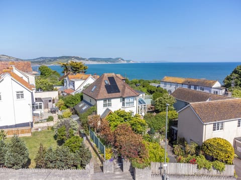 Cottage | Aerial view