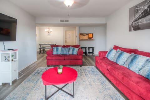 Spacious living room