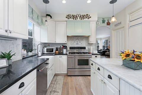 Large kitchen with island.