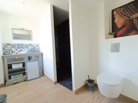 Deluxe Suite, Ensuite, Courtyard View | Bathroom